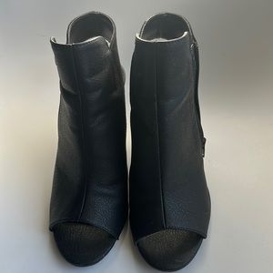 Penny loves Kenny black open heel black shoes